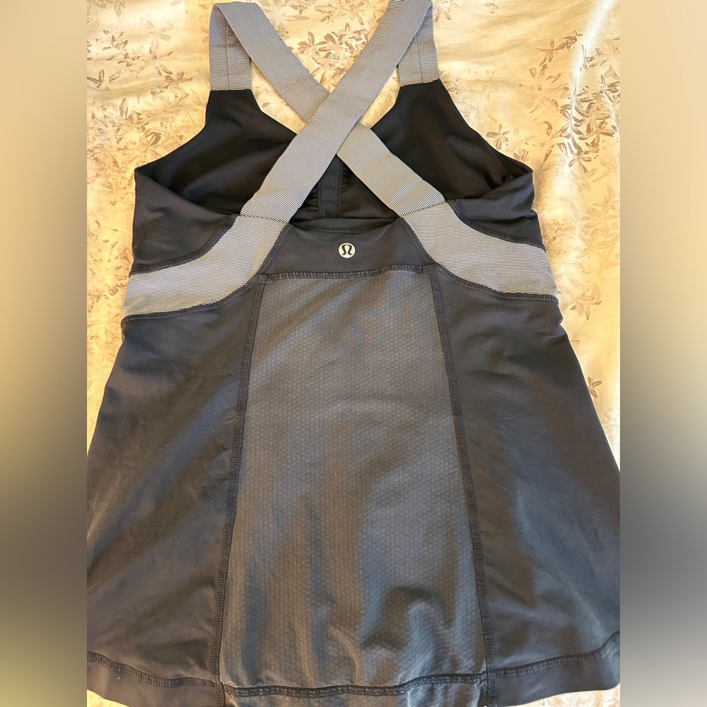 Lululemon Black and Gray Athletic Tank Top